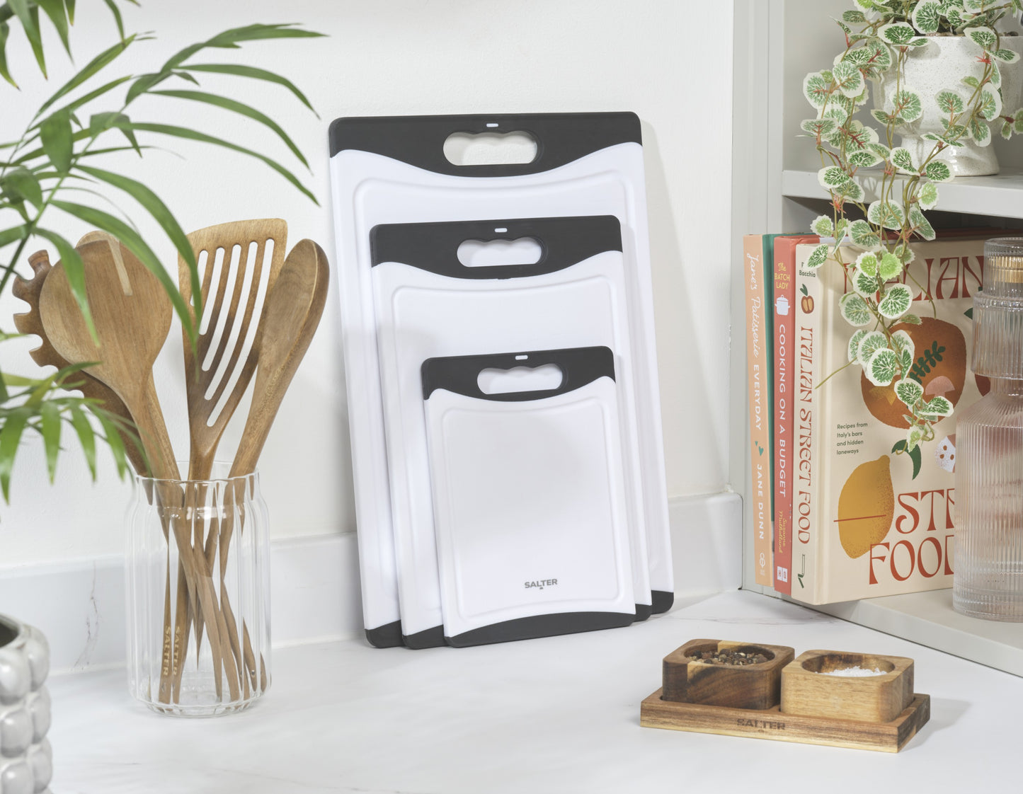 Salter 3pc Plastic Chopping Board Set – Black/White