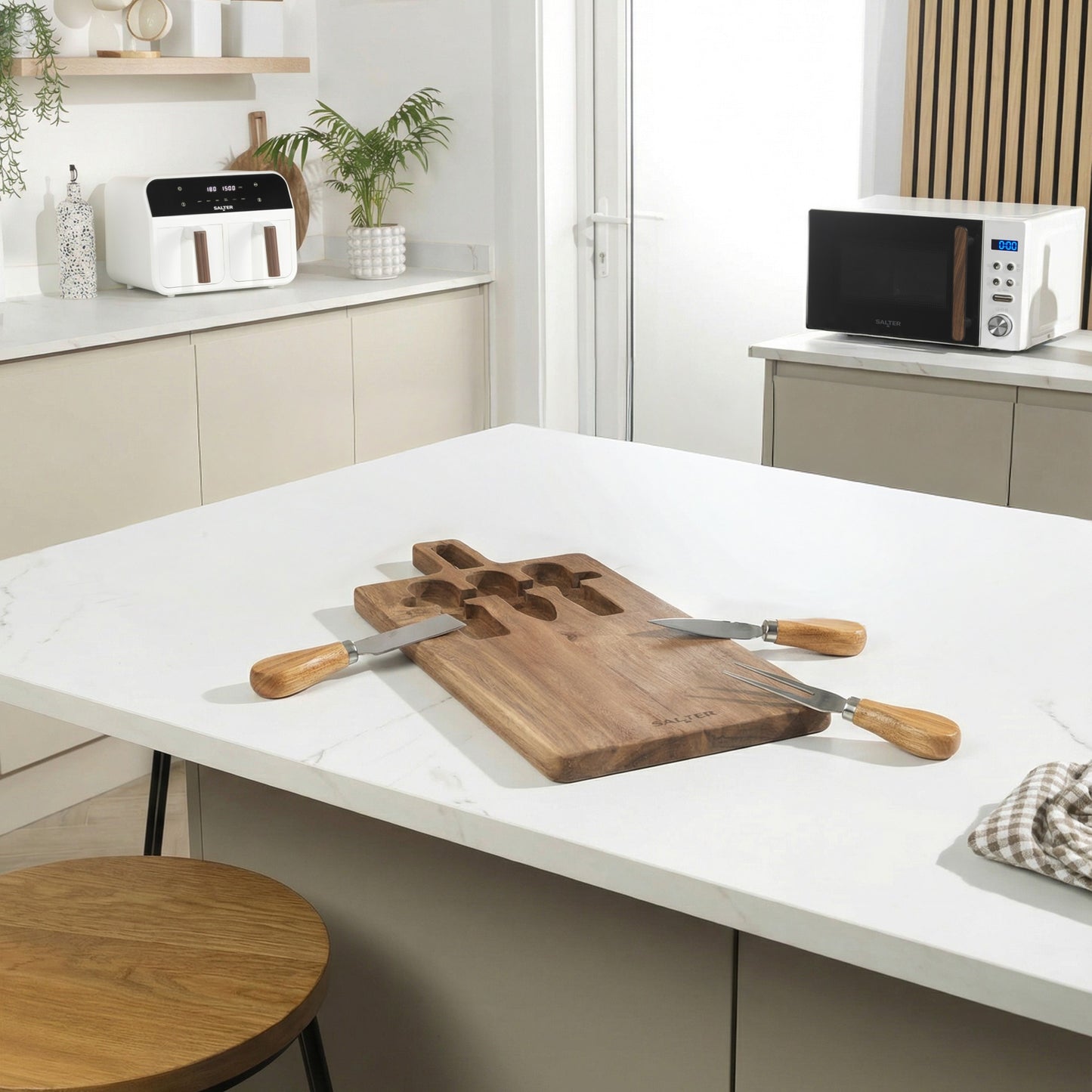 Salter Toronto Cheese Board Set